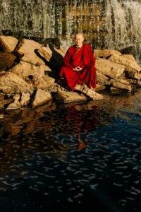 The Art of Inner Peace: How to Stay Calm in a Chaotic World